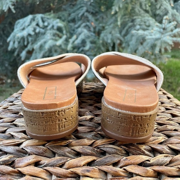 NEW Yoki Clear Rhinestone Bling Criss Cross Slide Platform Comfort Sandals. 8.5 - Picture 7 of 9